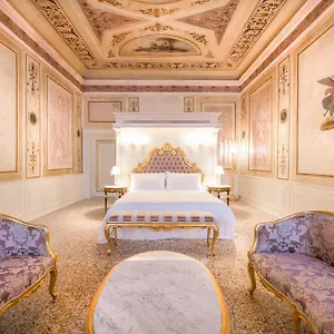 https://ca-bonfadini.hotelinveneto.com